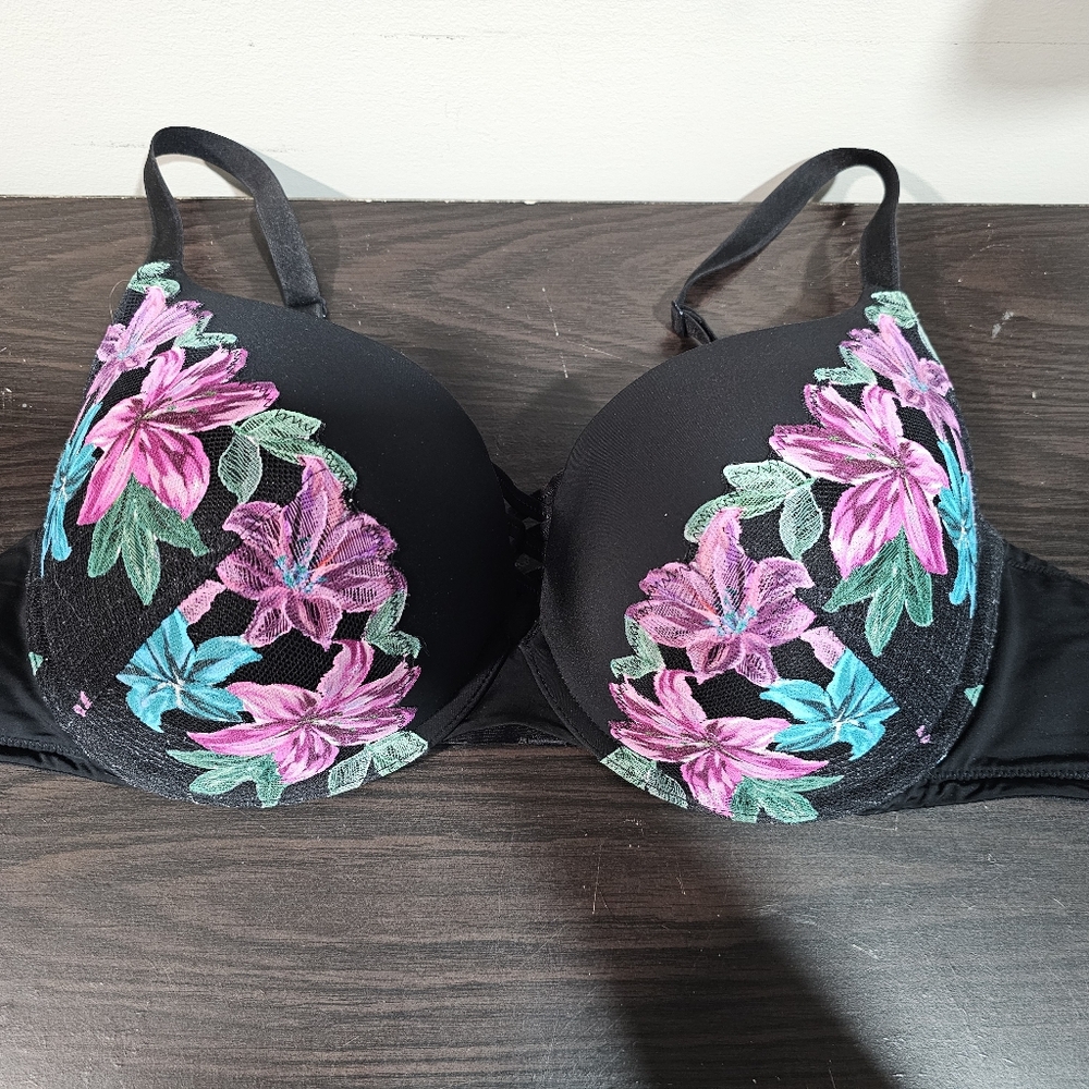 Torrid Black Bra with Pink and Purple Floral Embroidery Push Up Bra 44C